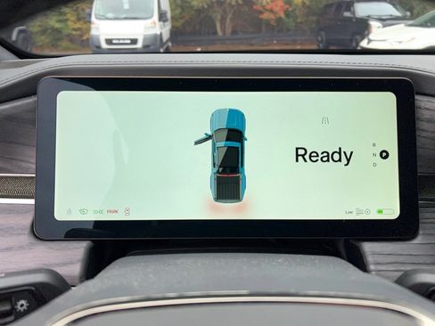 Used 2024 Rivian R1T Adventure image 17