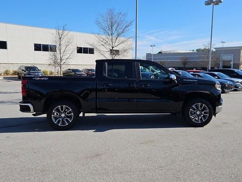 Used 2023 Chevrolet Silverado 1500 LT image 9