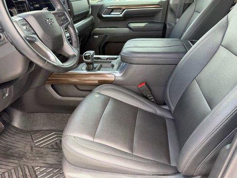 Used 2023 Chevrolet Silverado 1500 LT Trail Boss w/ LT Trail Boss Premium Package AWD/4WD image 20