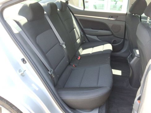 Used 2020 Hyundai Elantra Value Edition w/ Cargo Package (C1) FWD image 33
