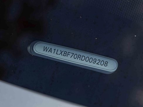 Used 2024 Audi Q7 Premium Plus image 34