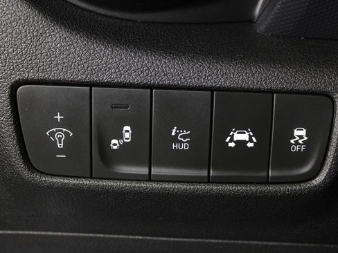 Used 2020 Hyundai Kona Ultimate AWD/4WD image 24
