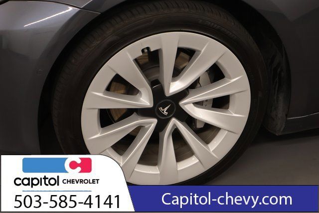Used 2021 Tesla Model 3 Standard Range Plus RWD image 8