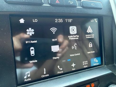 Used 2017 Ford F250 Lariat w/ Lariat Value Package AWD/4WD image 36