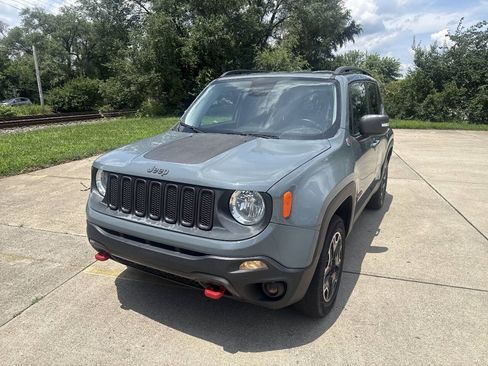 Used 2016 Jeep Renegade Trailhawk AWD/4WD image 1