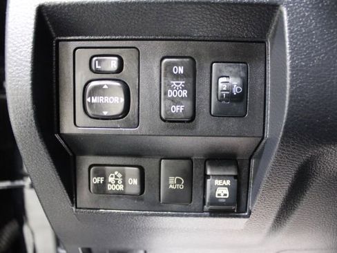 Used 2020 Toyota Tundra SR5 w/ SR5 Upgrade Package image 42