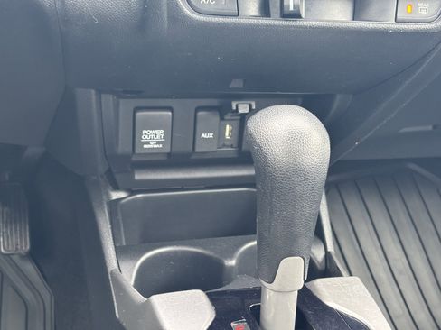 Used 2015 Honda Fit LX image 17