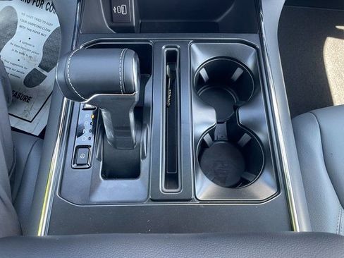 New 2025 Ford F150 Lightning Flash image 32