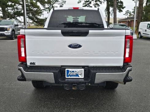Used 2024 Ford F250 XLT image 4