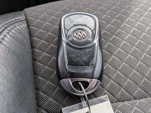 Used 2017 Buick Encore Preferred AWD/4WD image 32