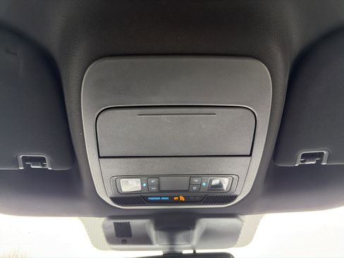 Certified 2022 Ford F150 XLT w/ Equipment Group 302A High image 18