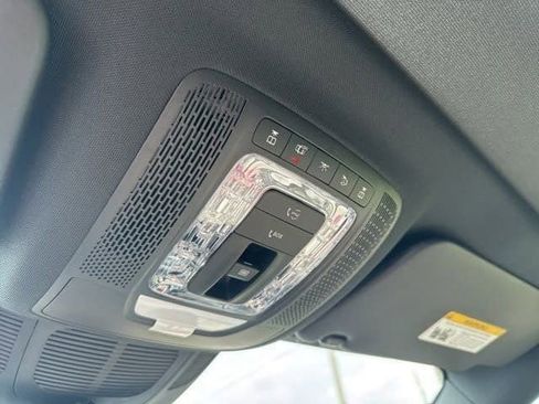 Used 2025 Mercedes-Benz GLE 350 4MATIC image 23