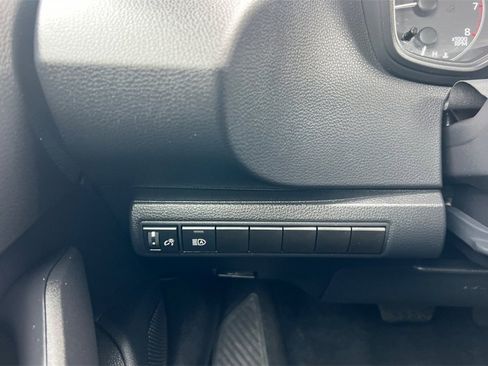 Certified 2025 Toyota Corolla LE image 29