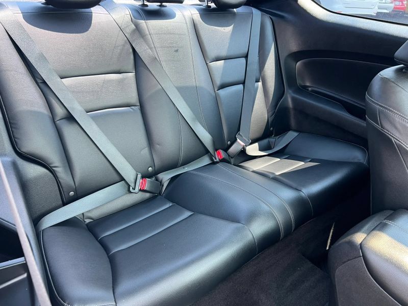 Used 2015 Honda Accord EX-L image 9