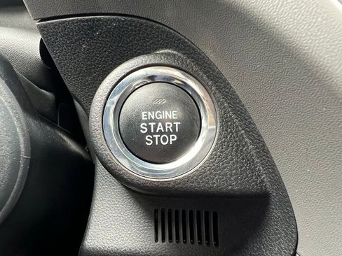 Used 2024 Subaru Crosstrek 2.0i Premium image 33