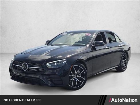 Used 2022 Mercedes-Benz E 450 4MATIC Sedan image 1