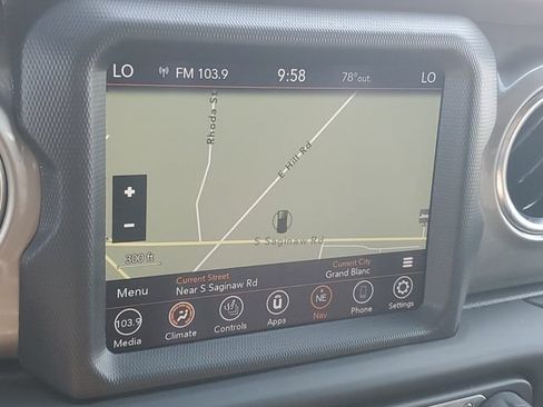 Used 2020 Jeep Wrangler Unlimited Sahara w/ Uconnect 4C Nav & Sound Group AWD/4WD image 26