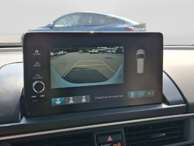 Used 2025 Honda Pilot Touring image 23