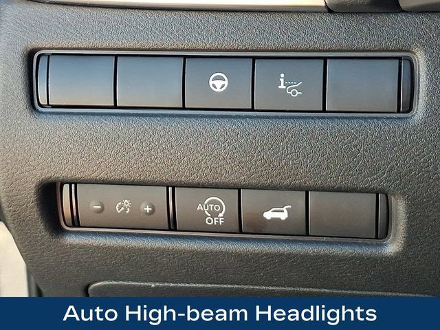 Used 2023 Nissan Rogue Platinum w/ Platinum Premium Package AWD/4WD image 9