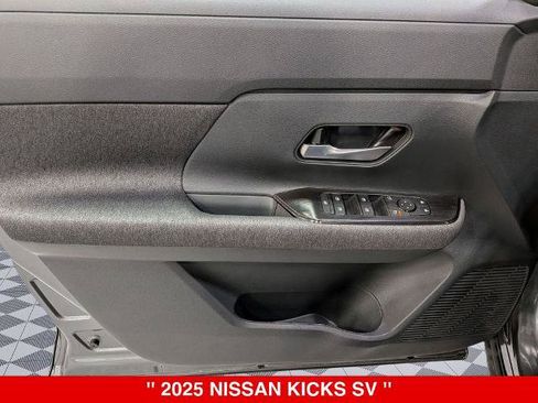 Certified 2025 Nissan Kicks SV w/ SV Premium Package AWD/4WD image 15