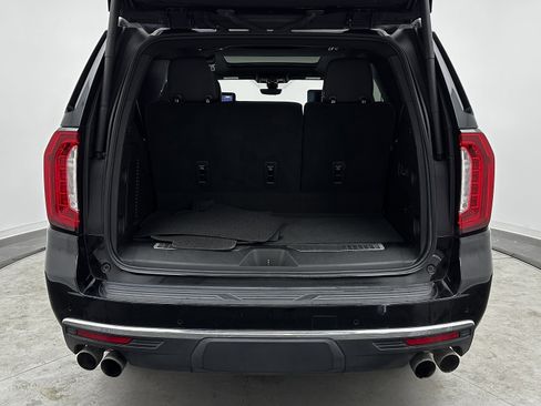 Used 2021 GMC Yukon Denali w/ Denali Premium Package image 34