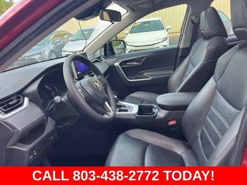 Used 2023 Toyota RAV4 XLE Premium FWD image 7