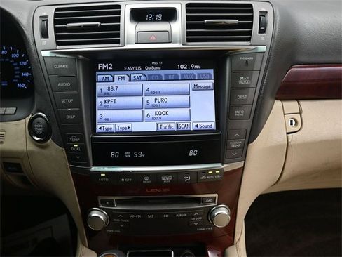 Used 2011 Lexus LS 460 image 12