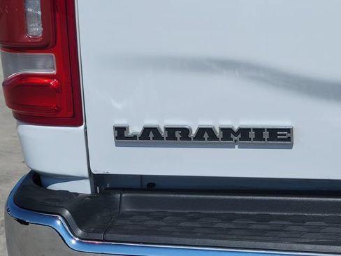 Used 2021 RAM 2500 Laramie AWD/4WD image 12