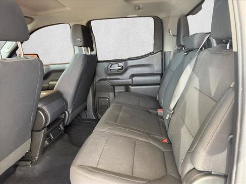 Used 2019 Chevrolet Silverado 1500 Custom Trail Boss w/ Custom Convenience Package AWD/4WD image 10