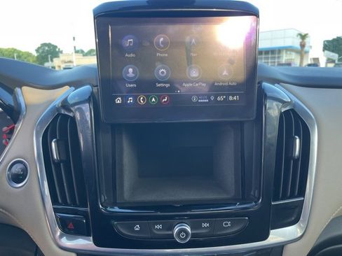 Certified 2023 Chevrolet Traverse Premier w/ LPO, Floor Liner Package image 25