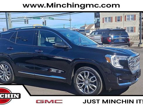 Used 2022 GMC Terrain Denali image 6