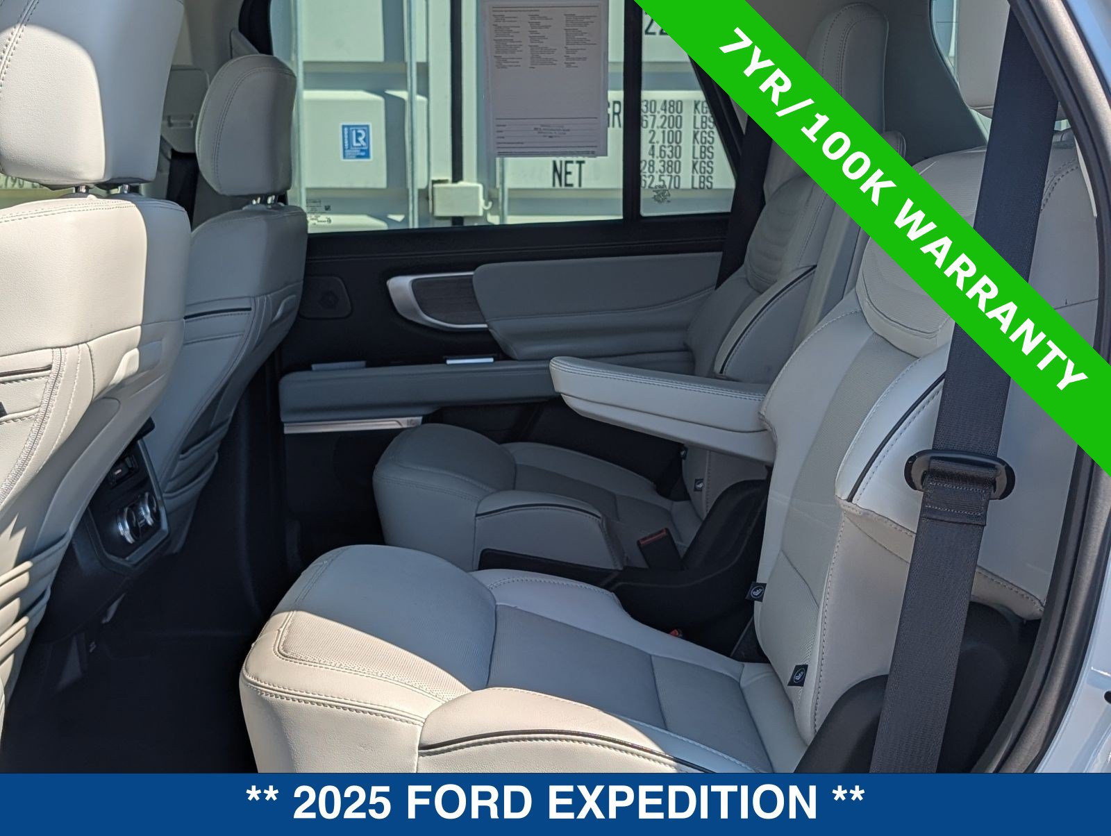 Used 2025 Ford Expedition Platinum w/ Platinum Ultimate Package AWD/4WD image 15