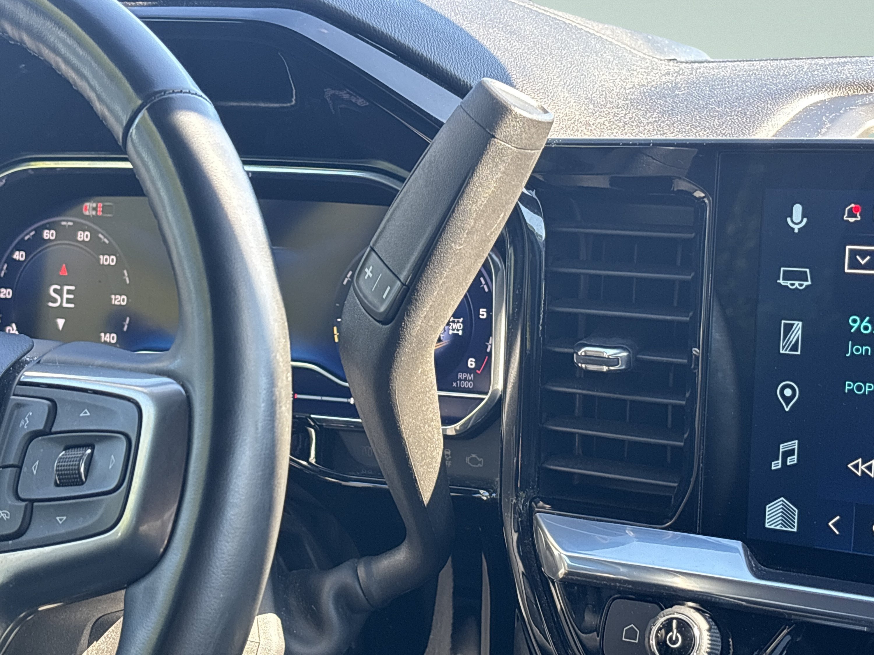 Used 2024 Chevrolet Silverado 1500 LT AWD/4WD image 23