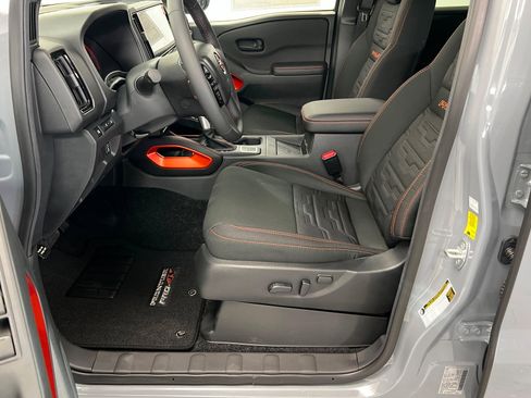 New 2026 Nissan Frontier PRO-4X w/ Pro-4x Convenience Package image 17