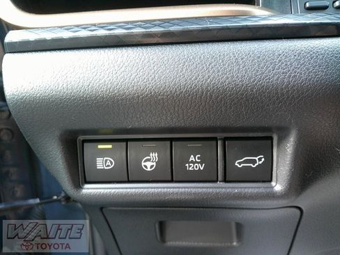 Used 2024 Toyota Grand Highlander AWD Hybrid image 19