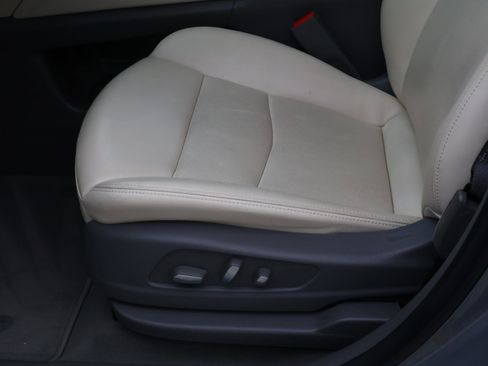 Certified 2023 Cadillac XT6 Premium Luxury w/ Technology Package image 20