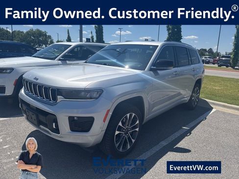 Used 2023 Jeep Grand Cherokee L Overland AWD/4WD image 1