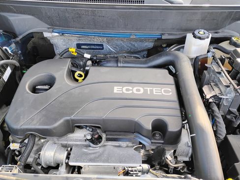 Used 2022 Chevrolet Equinox LT image 36