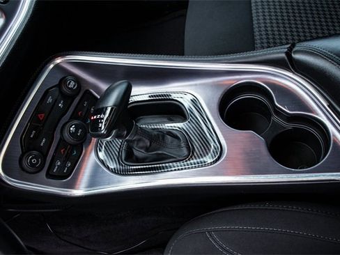 Used 2018 Dodge Challenger SXT image 24