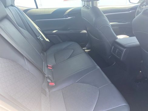 Used 2023 Toyota Camry XSE image 4