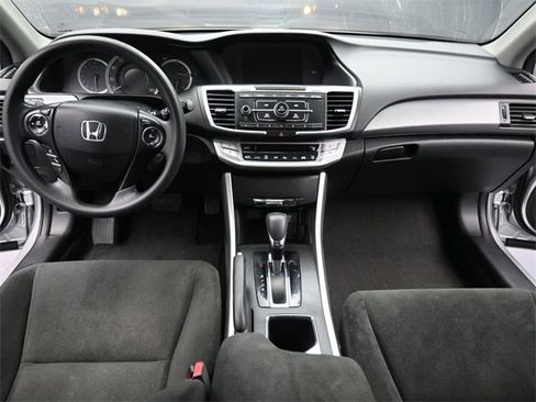Used 2013 Honda Accord LX image 14