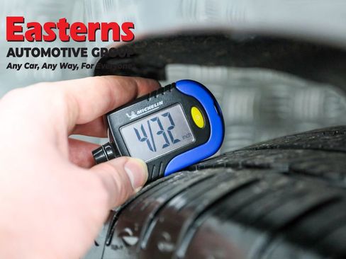 Used 2025 Lincoln Corsair Grand Touring w/ Towing Package image 30