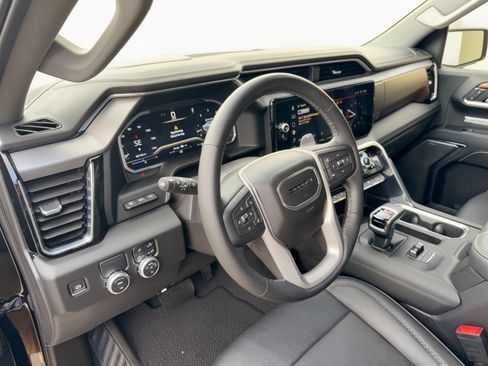 Used 2023 GMC Sierra 1500 Denali w/ Denali Reserve Package RWD image 4