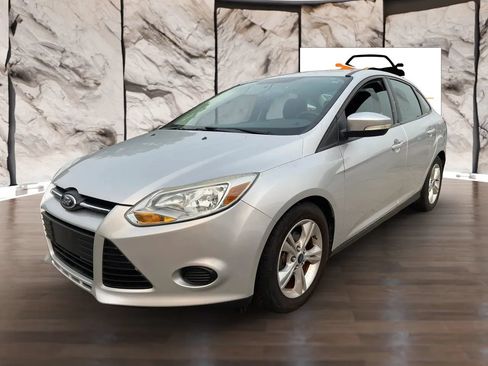 Used 2014 Ford Focus SE FWD image 1