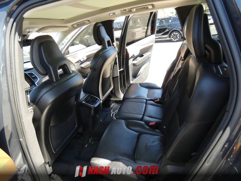 Used 2022 Volvo XC90 T5 Momentum w/ Climate Package AWD/4WD image 40