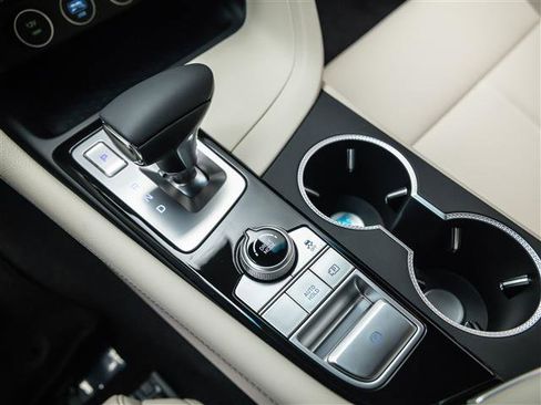 New 2026 Genesis G70 2.5T image 27