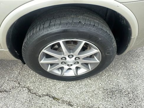 Used 2014 Buick Enclave Leather FWD image 34