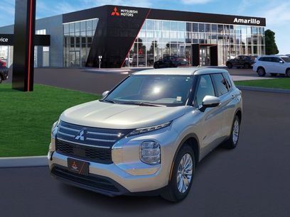 New 2025 Mitsubishi Outlander ES