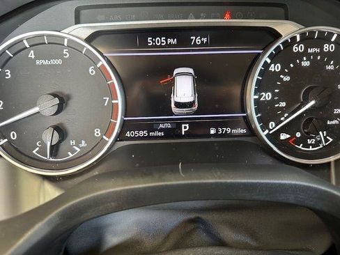 Used 2022 Nissan Rogue SV AWD/4WD image 16