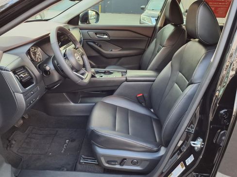 Certified 2023 Nissan Rogue SL w/ SL Premium Package image 11